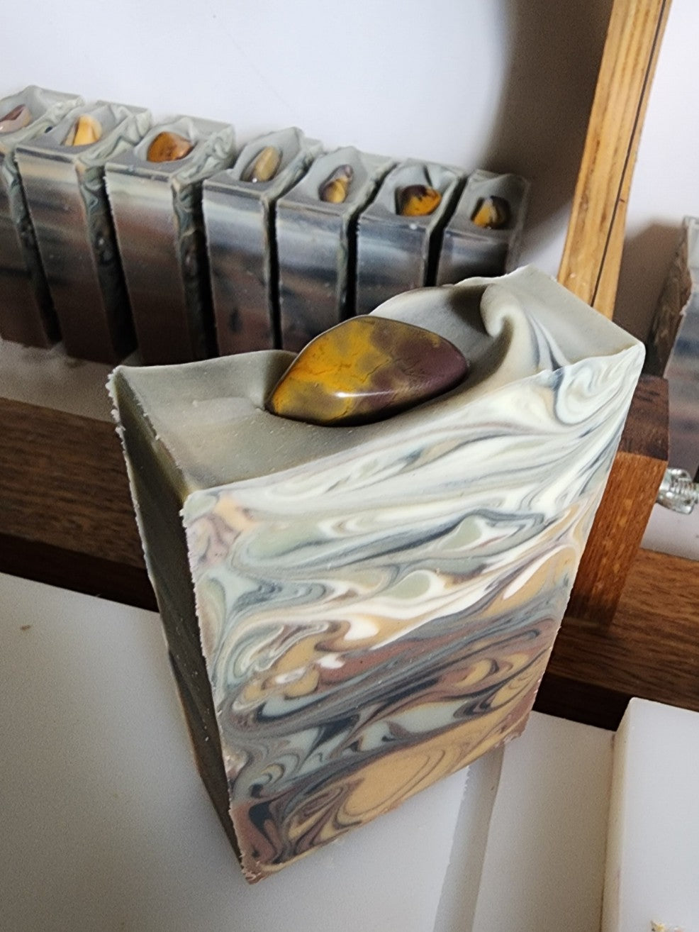 Mookaite Sandalwood & Lime Handmade Soap