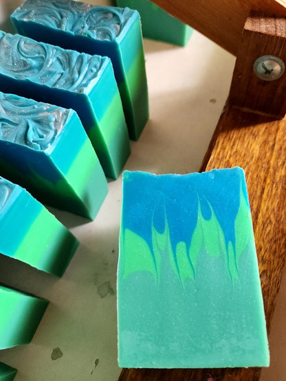 Lake Eacham, Lemongrass & Lime Handmade Soap