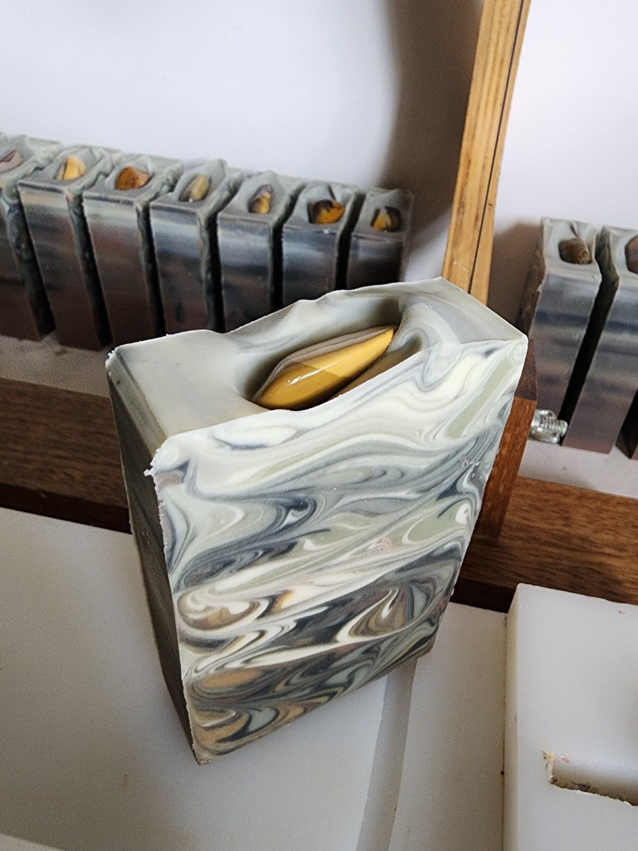 Mookaite Sandalwood & Lime Handmade Soap