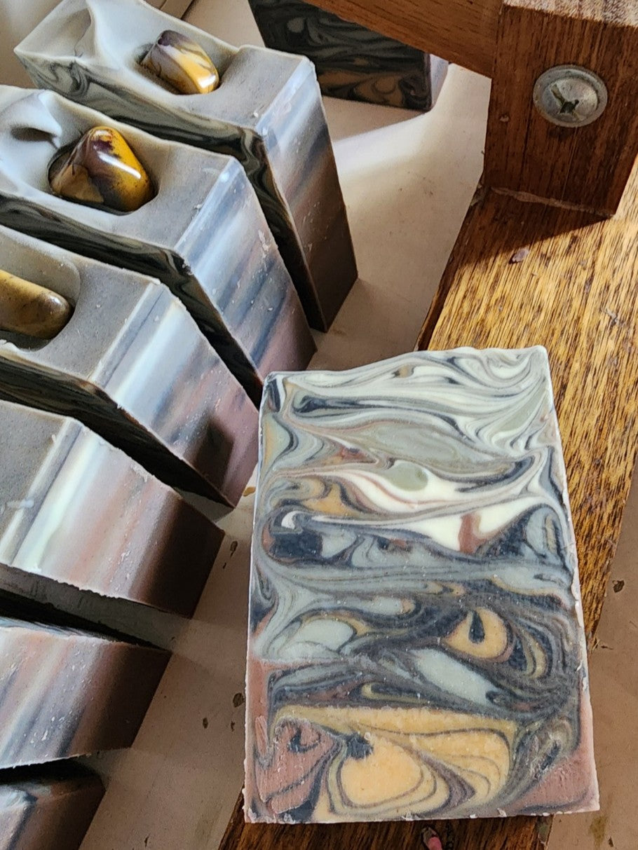 Mookaite Sandalwood & Lime Handmade Soap