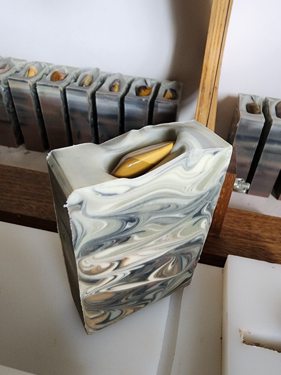 Mookaite Sandalwood & Lime Handmade Soap