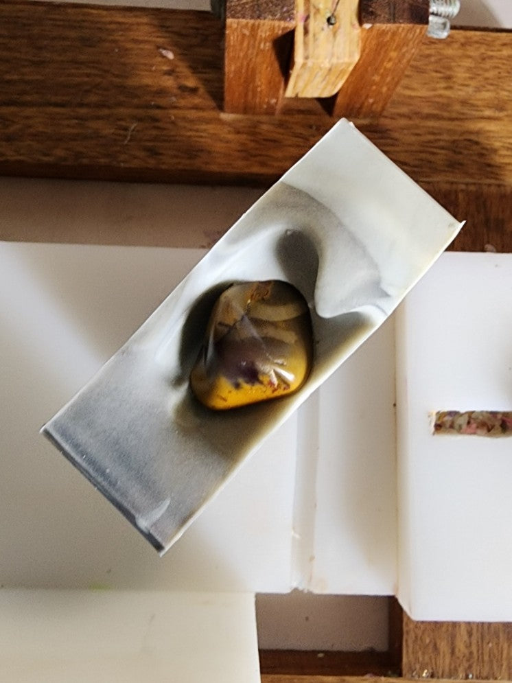 Mookaite Sandalwood & Lime Handmade Soap