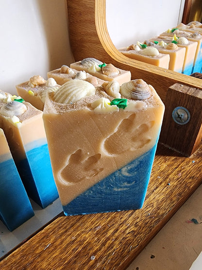 Etty Bay Tropical Fruit and Rum Soap