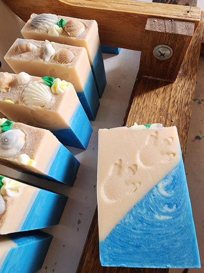 Etty Bay Tropical Fruit and Rum Soap