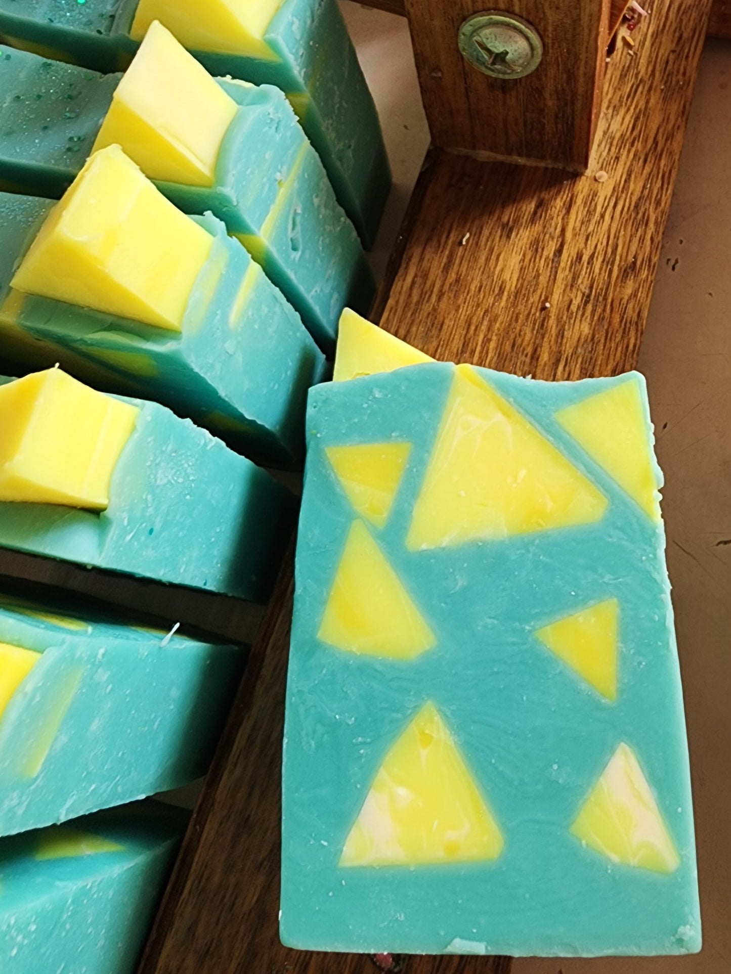 Pineapple  Mint